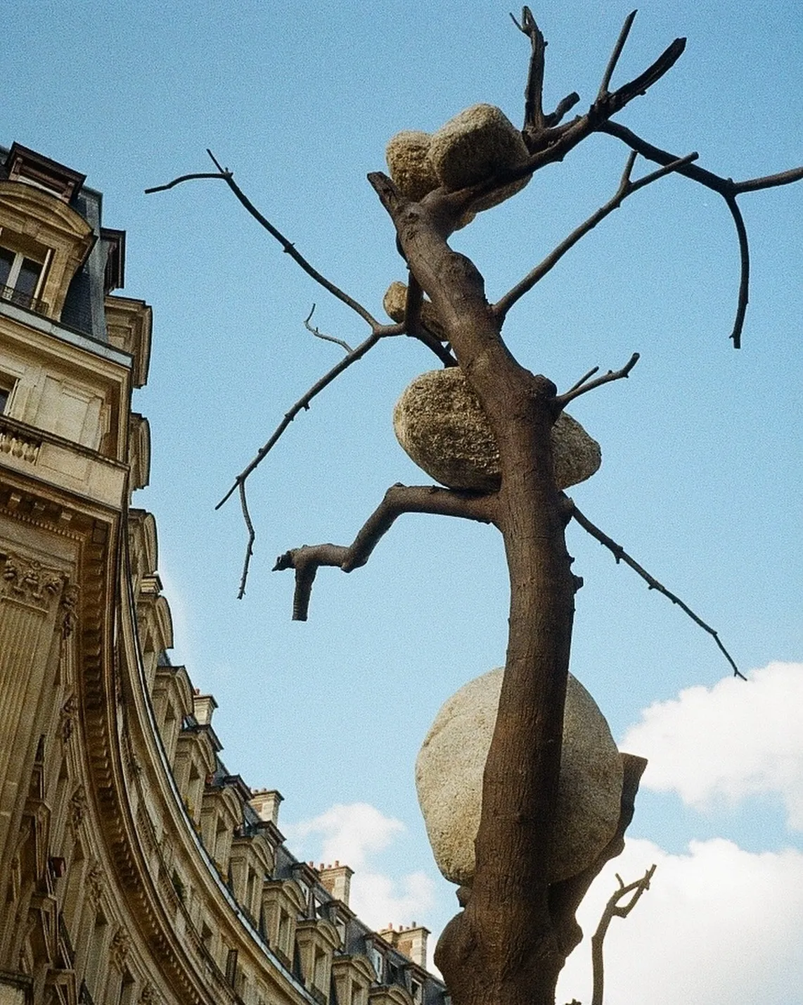Statues Take Turns, photo 5