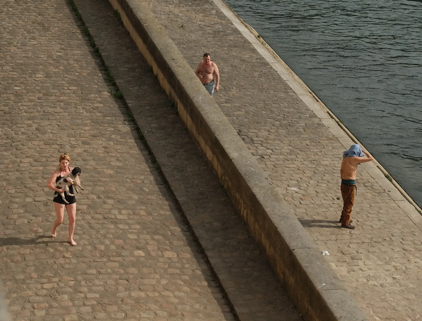 Summer has come to Paris ☀️🥵