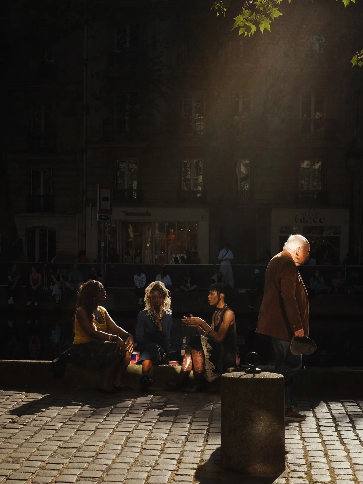 When light itself is the subject, more than anyone else in the photo